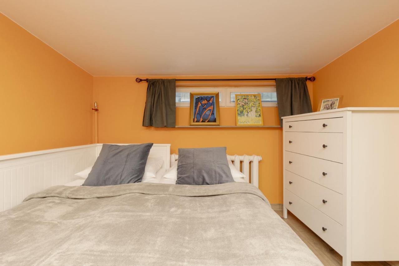 Apartament Colorful With Two Bedrooms In Center By Renters Warszawa